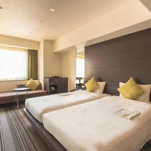 Deluxe Corner Twin Room